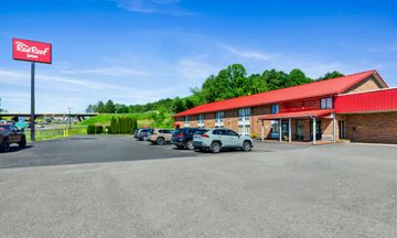 Red Roof Inn Hillsville