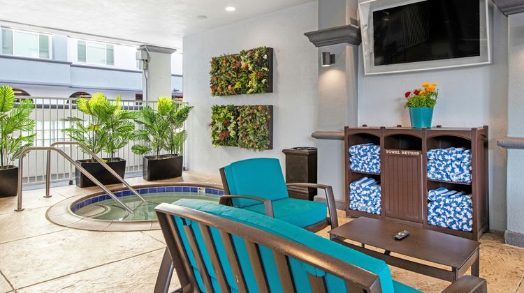 Peacock Suites Pool