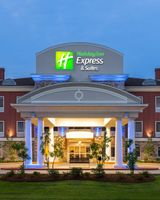 Holiday Inn Express & Suites New Iberia-