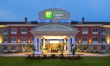 Holiday Inn Express & Suites New Iberia-