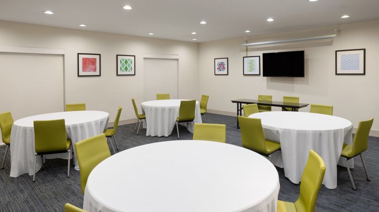 Holiday Inn Express & Suites New Iberia- Meeting