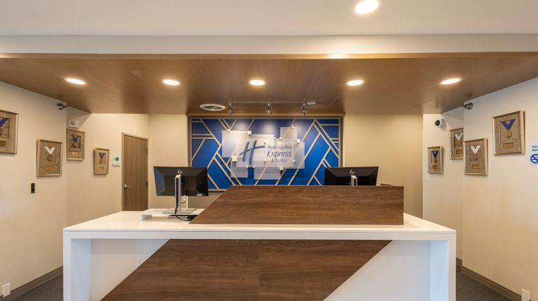 <b>Holiday Inn Express Hotel & Suites Exterior</b>. Images powered by <a href="https://www.leonardoworldwide.com/" title="Leonardo Worldwide" target="_blank">Leonardo</a>.