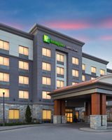 Holiday Inn Express Hotel & Suites