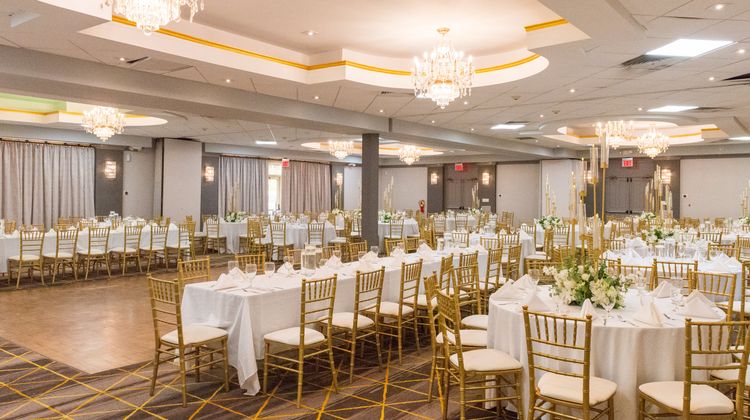 Holiday Inn Plainview Ballroom