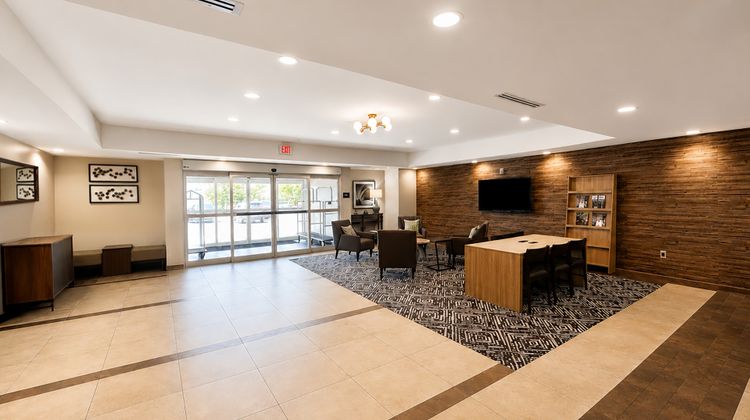 Candlewood Suites Auburn Exterior