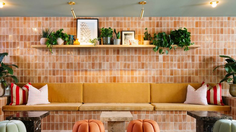 <b>Hollywood Guest Inn Lobby</b>. Images powered by <a href="https://www.leonardoworldwide.com/" title="Leonardo Worldwide" target="_blank">Leonardo</a>.