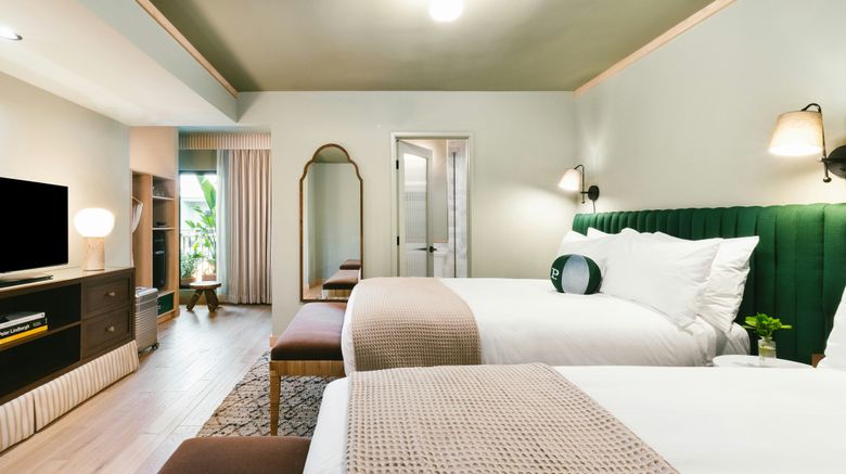 <b>Hollywood Guest Inn Room</b>. Images powered by <a href="https://www.leonardoworldwide.com/" title="Leonardo Worldwide" target="_blank">Leonardo</a>.