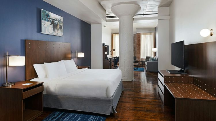 Fairfield Inn & Suites Dallas Downtown Suite
