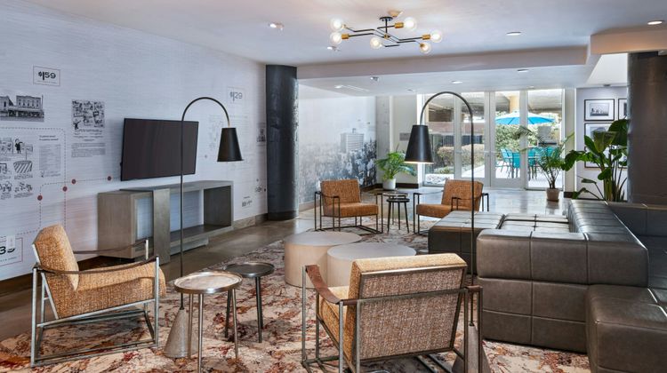 Fairfield Inn & Suites Dallas Downtown Lobby