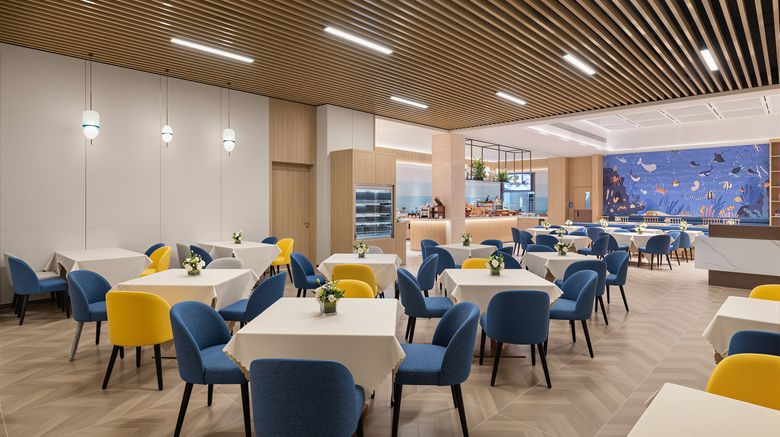 <b>Holiday Inn Express Yantai Penglai Restaurant</b>. Images powered by <a href="https://www.leonardoworldwide.com/" title="Leonardo Worldwide" target="_blank">Leonardo</a>.