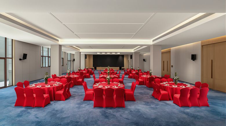 <b>Holiday Inn Express Yantai Penglai Ballroom</b>. Images powered by <a href="https://www.leonardoworldwide.com/" title="Leonardo Worldwide" target="_blank">Leonardo</a>.
