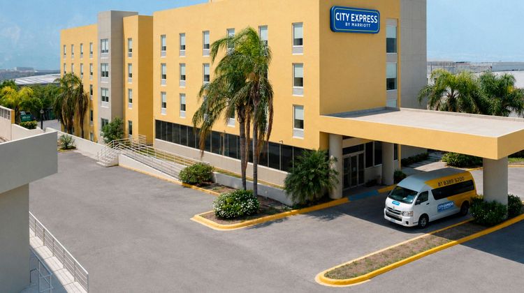 City Express by Marriott Exterior