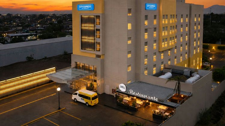 City Express by Marriott Airport Exterior