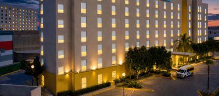 City Express by Marriot Monterrey Arpt Exterior