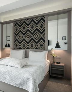 Thomas Albert Hotel