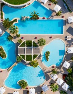 Grace Hotel, Auberge Resorts Collection