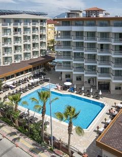 Riviera Hotel & Spa