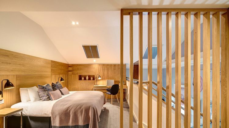 Apex Waterloo Place Hotel Suite