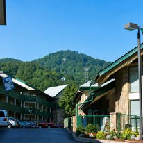 Laurel Point Resort