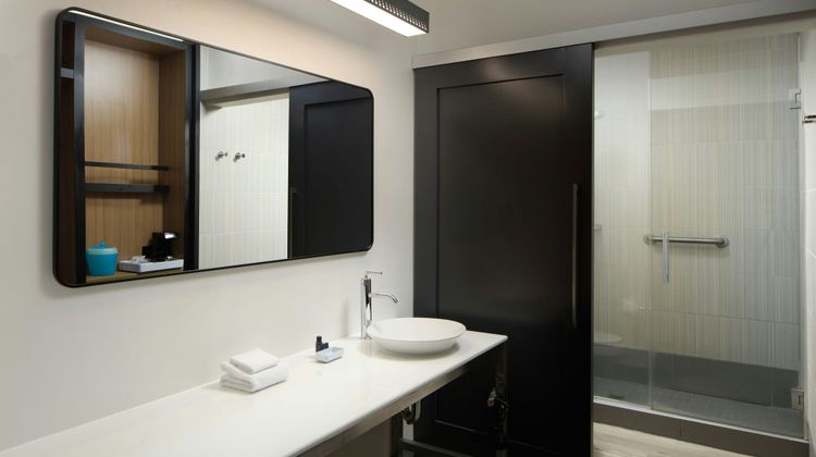 Aloft Arundel Mills BWI Airport Room