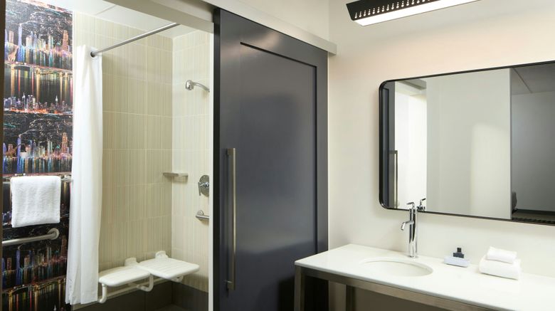 <b>Aloft Arundel Mills BWI Airport Room</b>. Images powered by <a href="https://www.leonardoworldwide.com/" title="Leonardo Worldwide" target="_blank">Leonardo</a>.