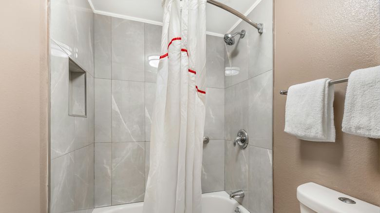 <b>Red Roof Inn Chicago - Joliet Room</b>. Images powered by <a href="https://www.leonardoworldwide.com/" title="Leonardo Worldwide" target="_blank">Leonardo</a>.