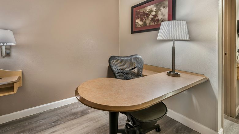 <b>Red Roof Inn Chicago - Joliet Room</b>. Images powered by <a href="https://www.leonardoworldwide.com/" title="Leonardo Worldwide" target="_blank">Leonardo</a>.