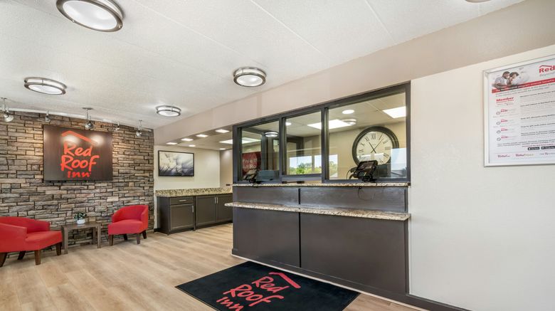 <b>Red Roof Inn Chicago - Joliet Lobby</b>. Images powered by <a href="https://www.leonardoworldwide.com/" title="Leonardo Worldwide" target="_blank">Leonardo</a>.