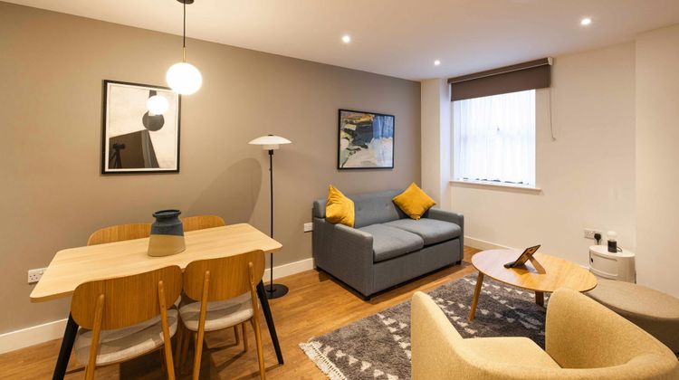 Cove Minshull Street Room