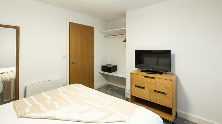 Cove Minshull Street Room