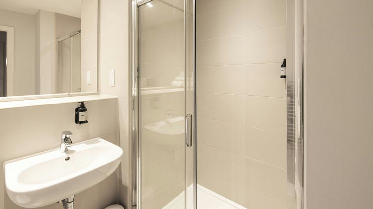 Cove Minshull Street Room