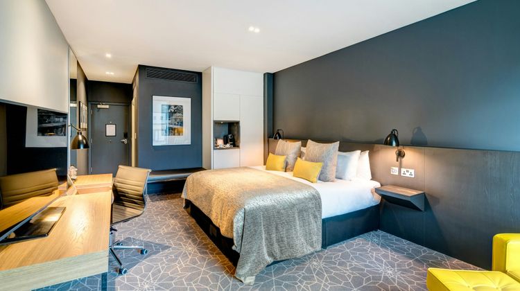 Apex City Of Bath Hotel Room
