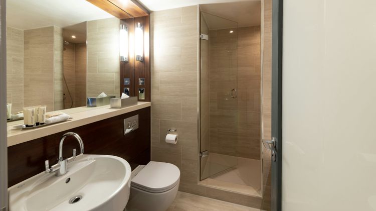 Apex City of London Hotel Room