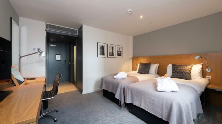 Apex City of London Hotel Room