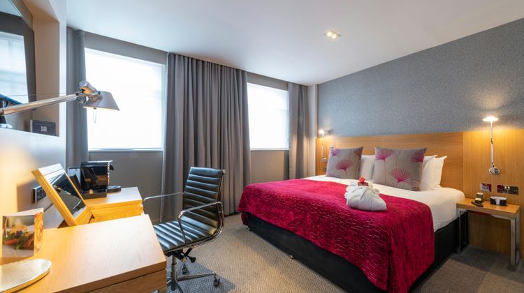 Apex Temple Court Hotel Room