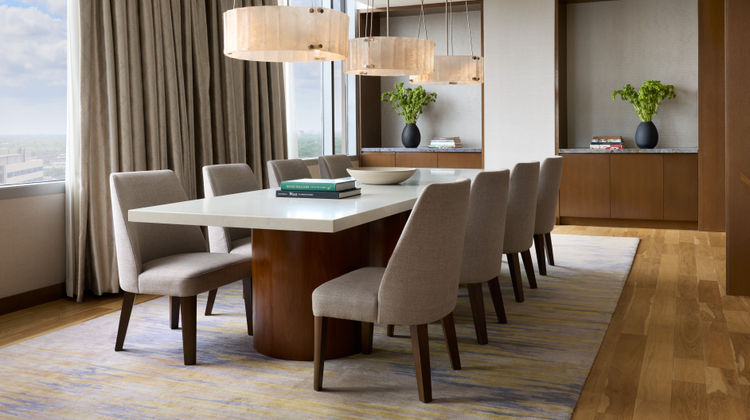 InterContinental Houston Medical Center Suite