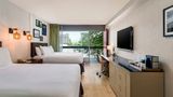 Hotel Paradox, Autograph Collection Pool