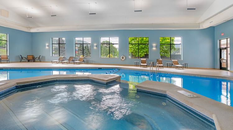 Holiday Inn Express Pool