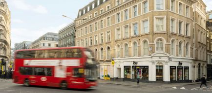 Cove-Cannon Street, The City Exterior