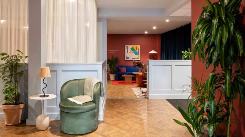 <b>Cove-Cannon Street, The City Lobby</b>. Images powered by <a href="https://www.leonardoworldwide.com/" title="Leonardo Worldwide" target="_blank">Leonardo</a>.