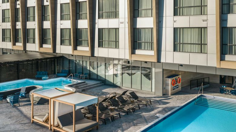 <b>Residence Inn Bromont Pool</b>. Images powered by <a href="https://www.leonardoworldwide.com/" title="Leonardo Worldwide" target="_blank">Leonardo</a>.