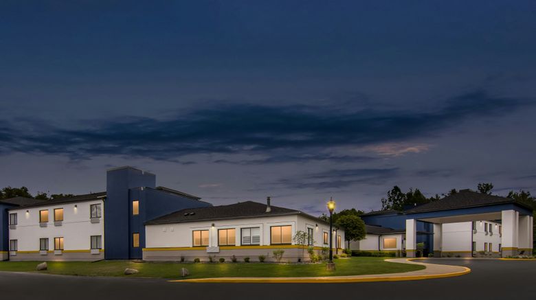 <b>City Express by Marriott Petoskey Harbor Exterior</b>. Images powered by <a href="https://www.leonardoworldwide.com/" title="Leonardo Worldwide" target="_blank">Leonardo</a>.