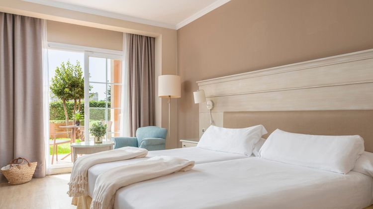 Iberostar Waves Malaga Playa Room