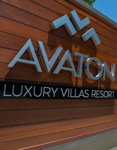 Avaton Luxury Hotel & Villas