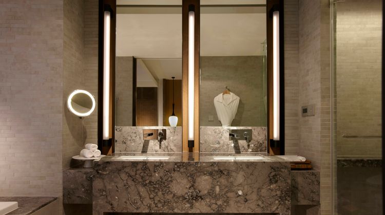 Silks Place Tainan Suite
