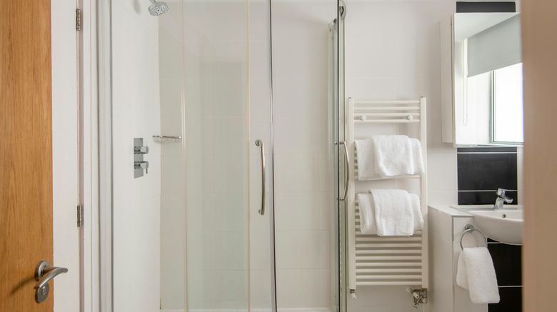 <b>Saco Holborn Room</b>. Images powered by <a href="https://www.leonardoworldwide.com/" title="Leonardo Worldwide" target="_blank">Leonardo</a>.