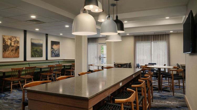 Fairfield Inn & Suites Lakeland Plant Ci Restaurant