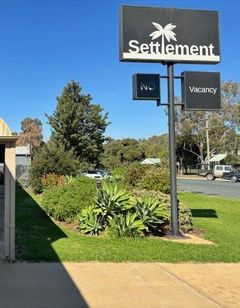 Settlement Motor Inn