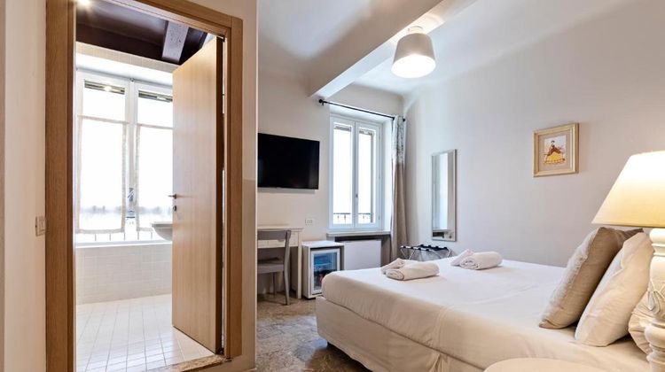 Hotel Broletto Room