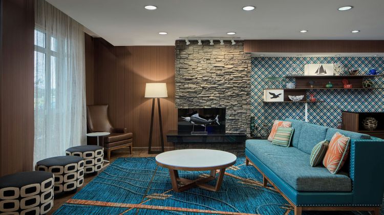Fairfield Inn & Suites Easton Lobby
